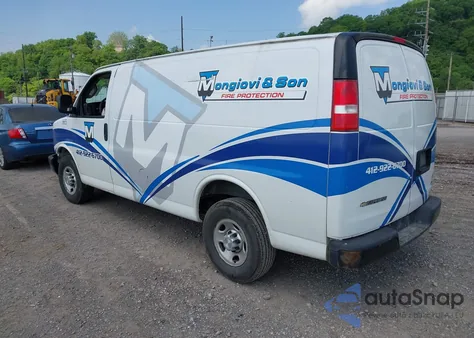 2017 Chevrolet Express 2500 Work Van из США, поврежденный, VIN 1GCWGAFF7H1118799